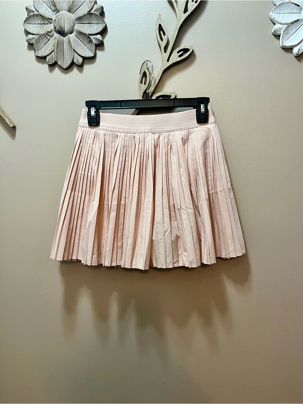 Old Navy Athletic Blokecore Pleated Peach  Skirt Size Small